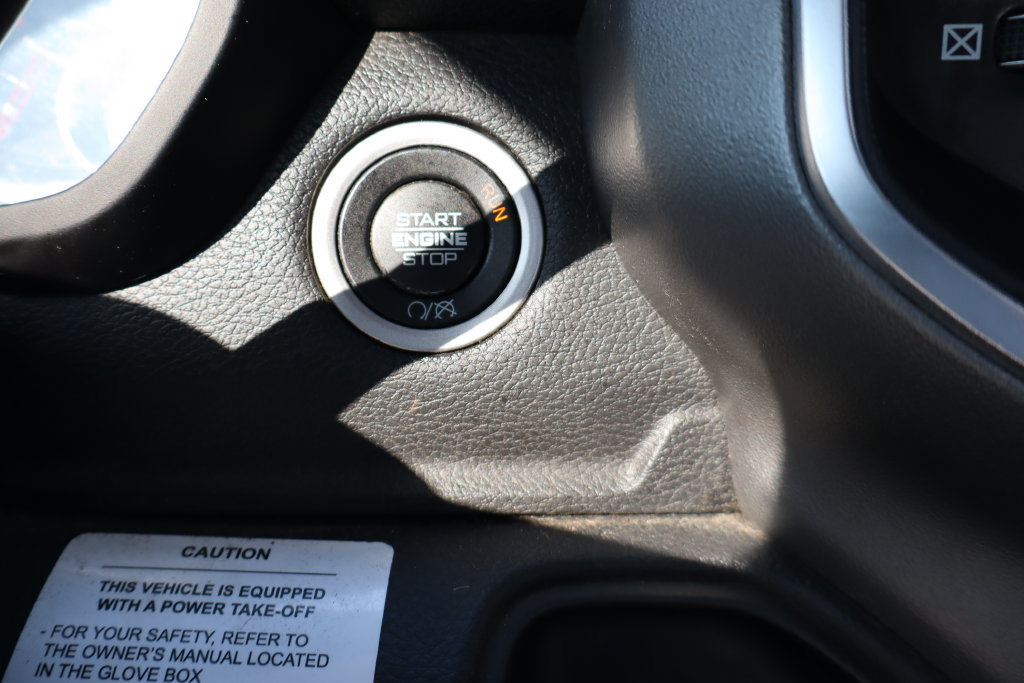 Used 2024 RAM 5500 SLT w/ Quick Order Package 2YG SLT RWD image 30