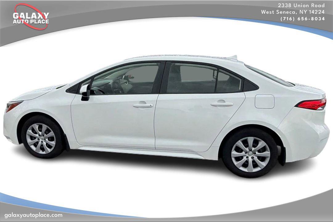 Used 2022 Toyota Corolla LE FWD image 8