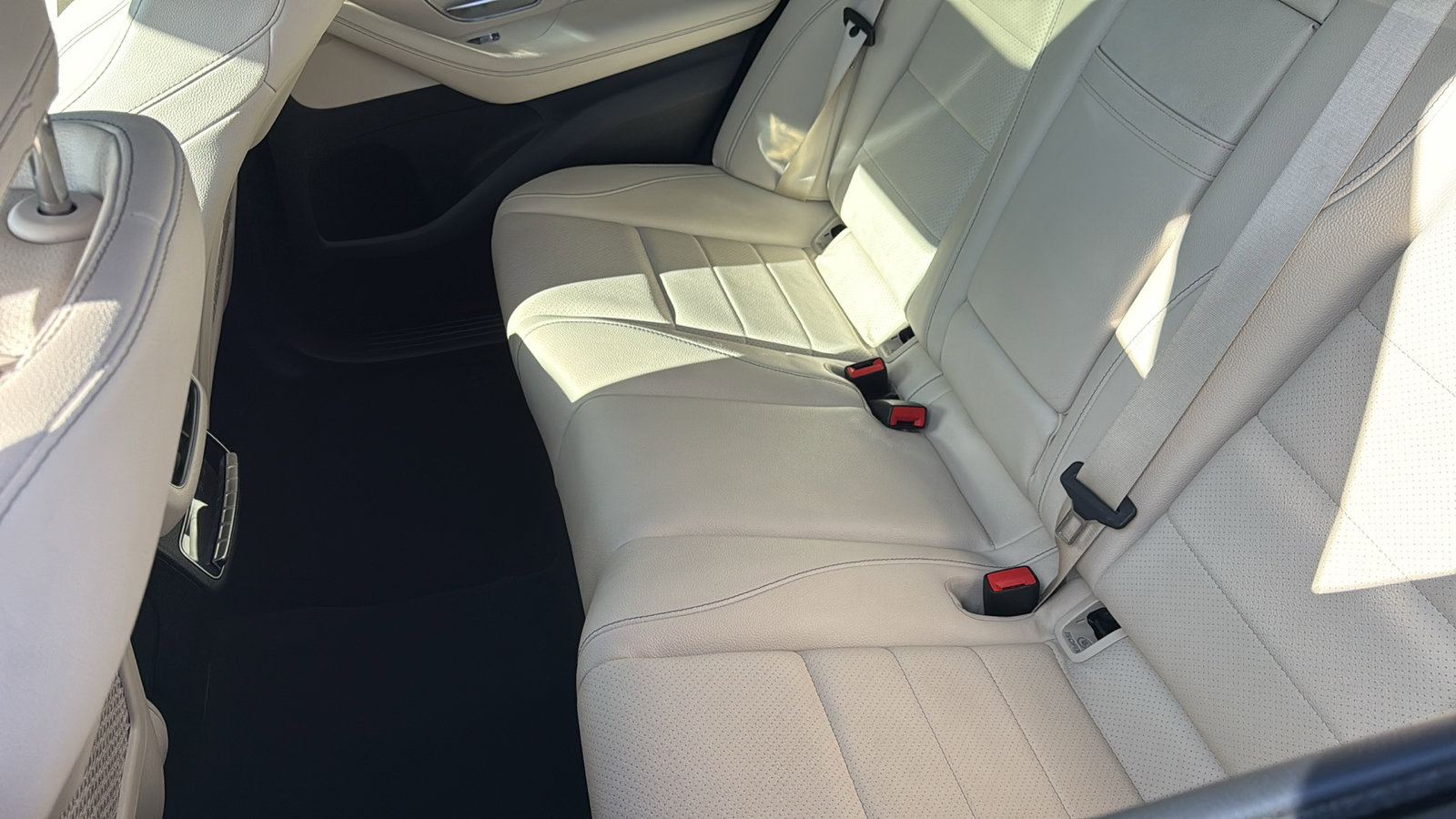 Used 2023 Mercedes-Benz GLE 450 4MATIC image 28