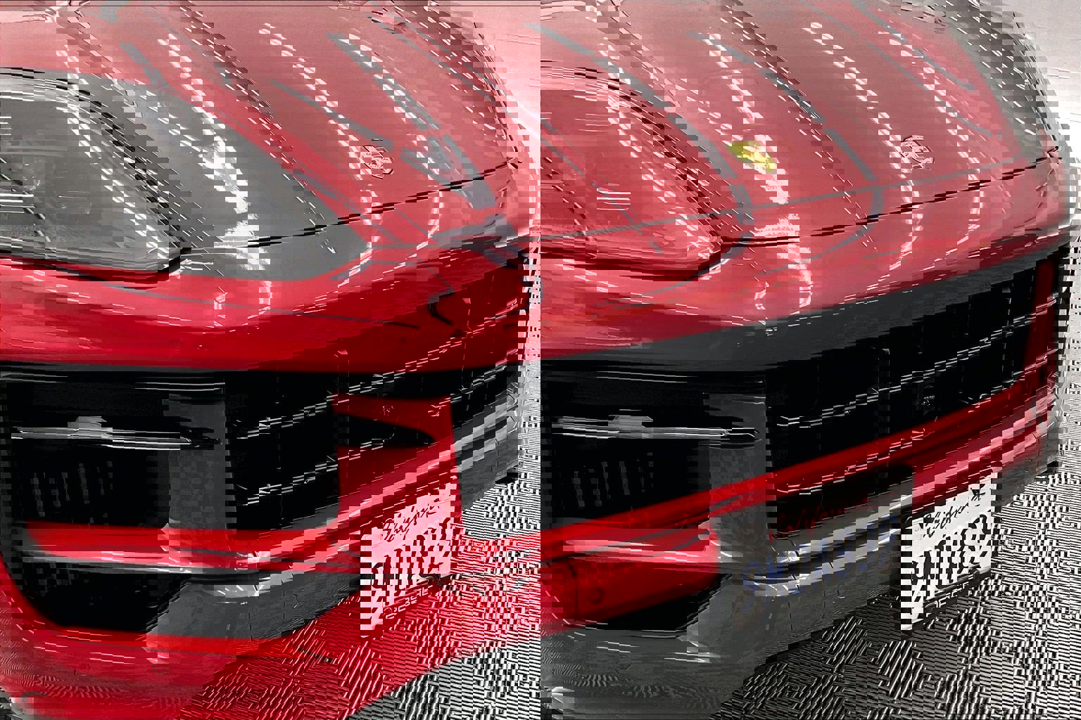 Used 2024 Porsche Cayenne image 30