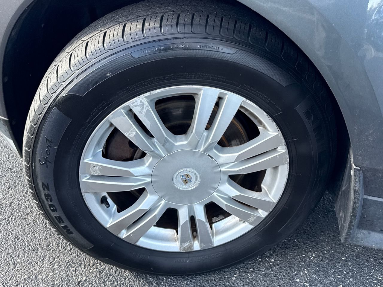 Used 2010 Cadillac SRX Luxury image 13