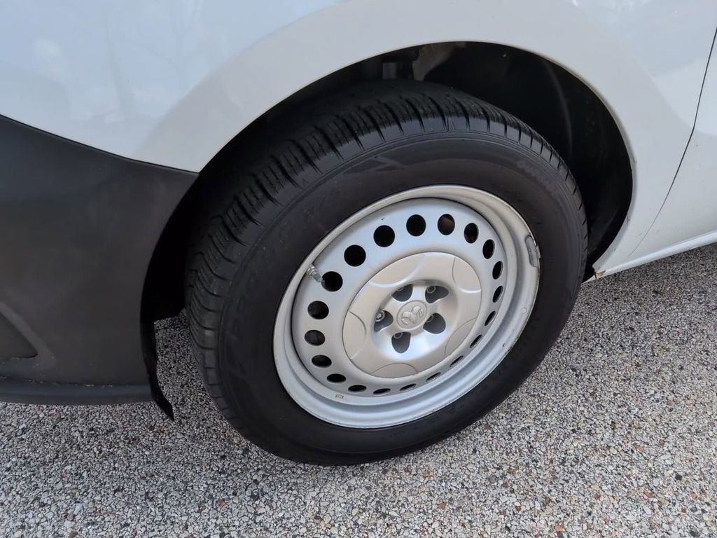 Used 2021 RAM ProMaster City Tradesman image 17