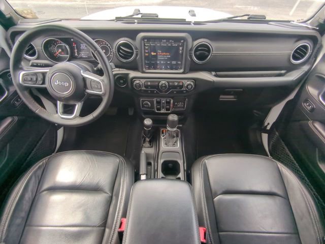 Used 2018 Jeep Wrangler Unlimited Sahara AWD/4WD image 17