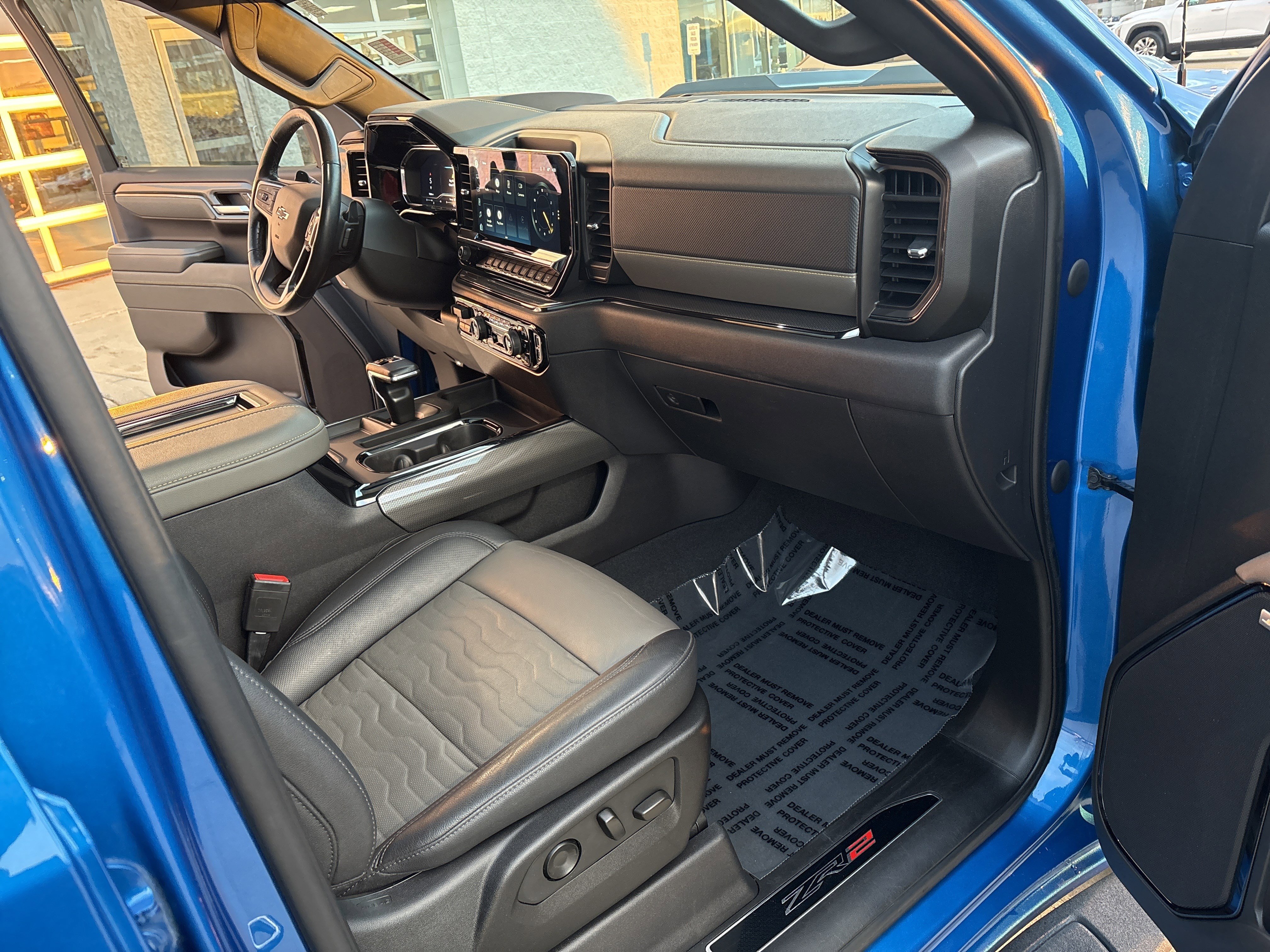 Used 2022 Chevrolet Silverado 1500 ZR2 w/ Technology Package image 14