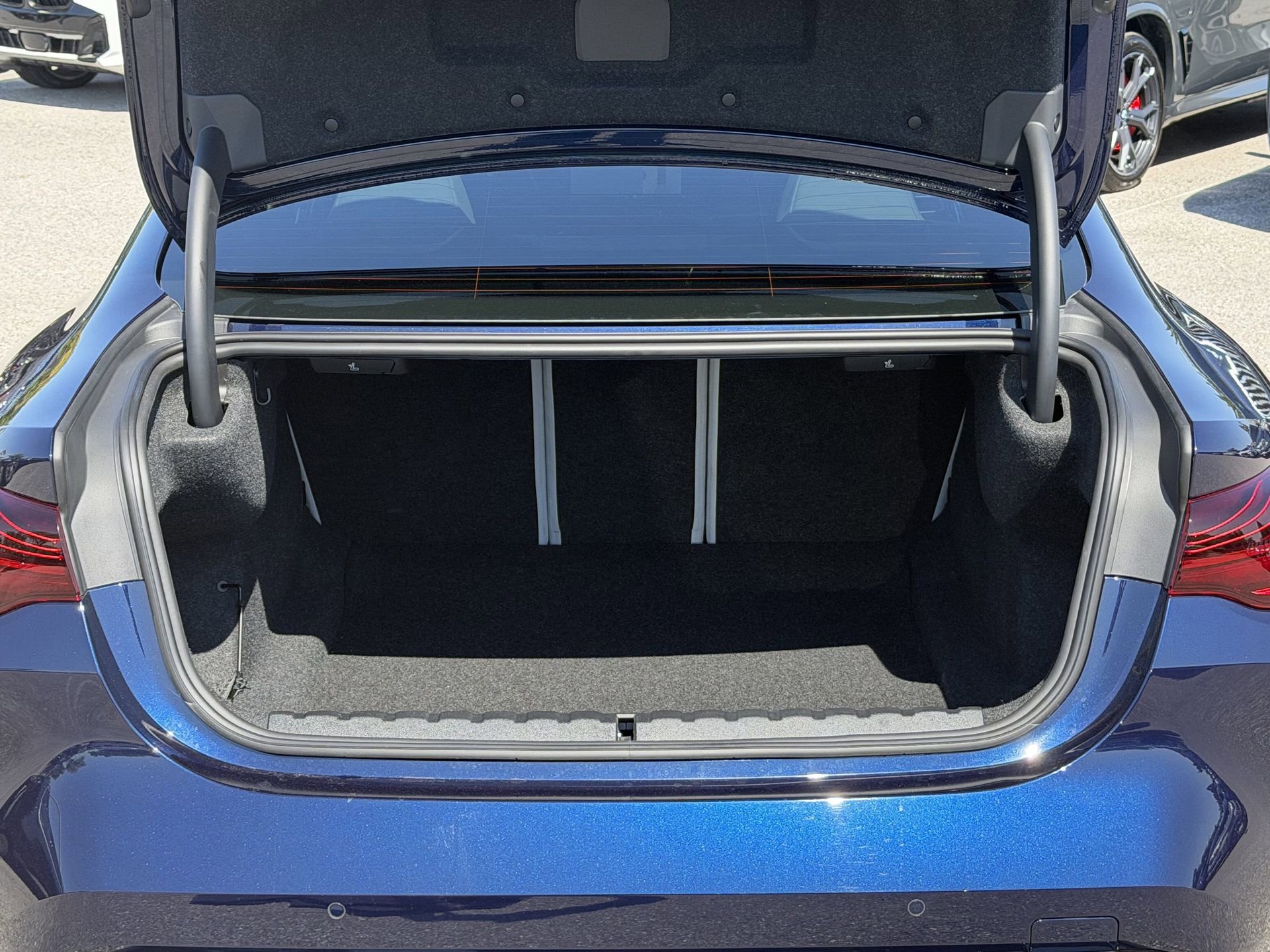 Used 2026 BMW M4 Coupe w/ Executive Package image 11