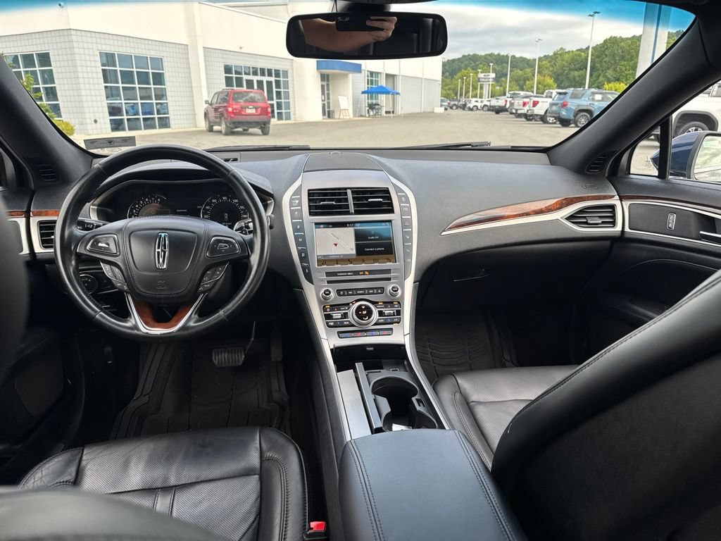 Used 2017 Lincoln MKZ Reserve w/ Technology Package FWD image 13