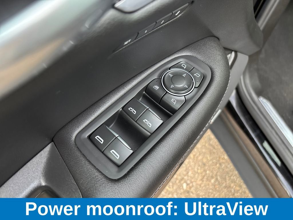 Used 2025 Cadillac XT5 Premium Luxury image 12