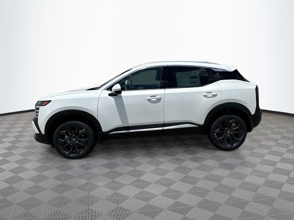 Used 2025 Nissan Kicks SR image 7