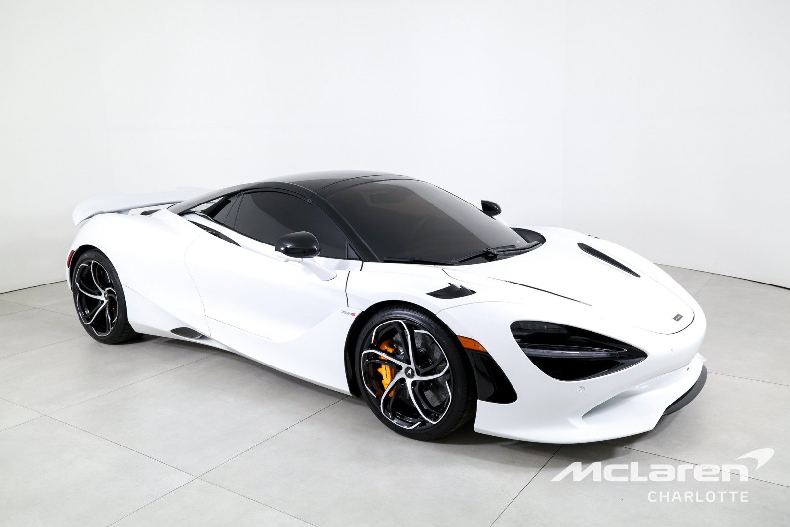 Used 2024 McLaren 750S Spider RWD image 3