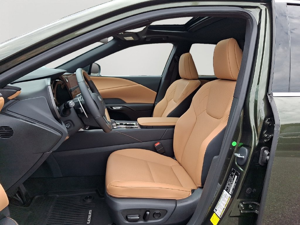 Used 2026 Lexus RX 350 Premium w/ All Season Protection Package AWD/4WD image 14