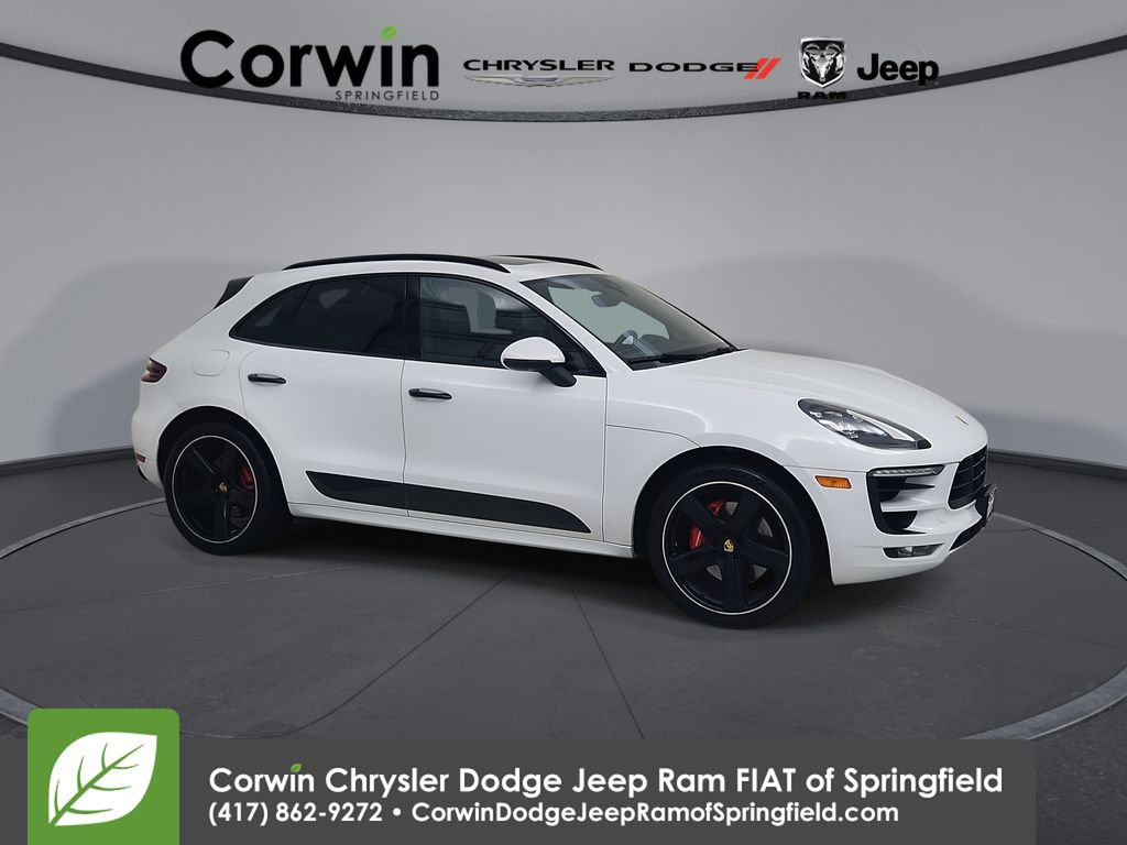 Used 2018 Porsche Macan GTS AWD/4WD image 1