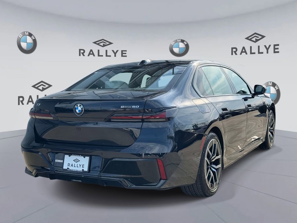 Certified 2025 BMW i7 eDrive50 w/ M Sport Package image 5