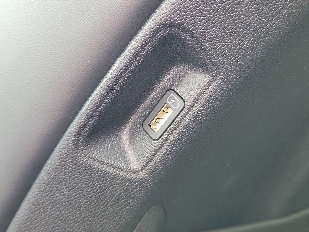 Used 2023 Kia Sorento SX image 15