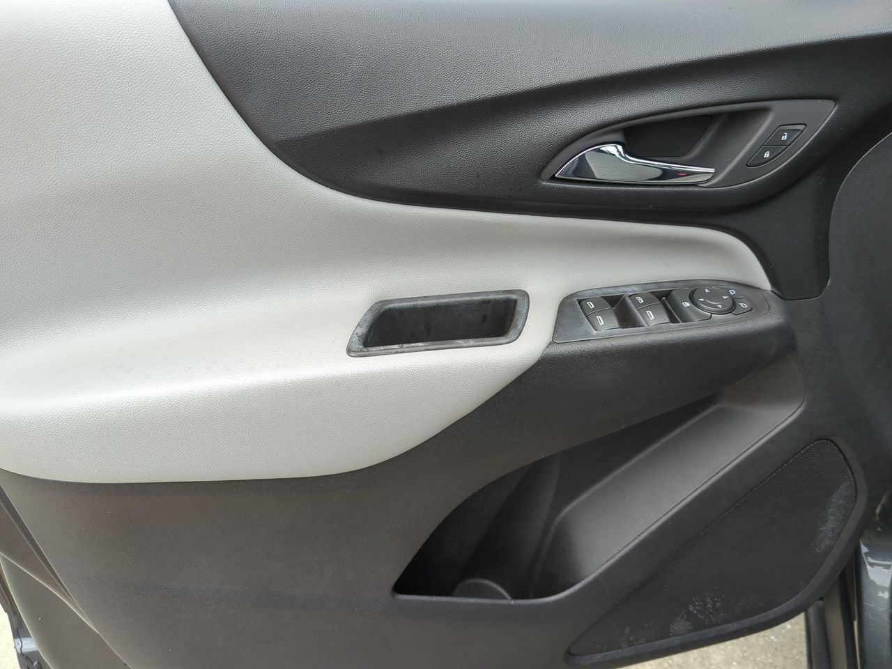 Certified 2020 Chevrolet Equinox LS FWD image 18