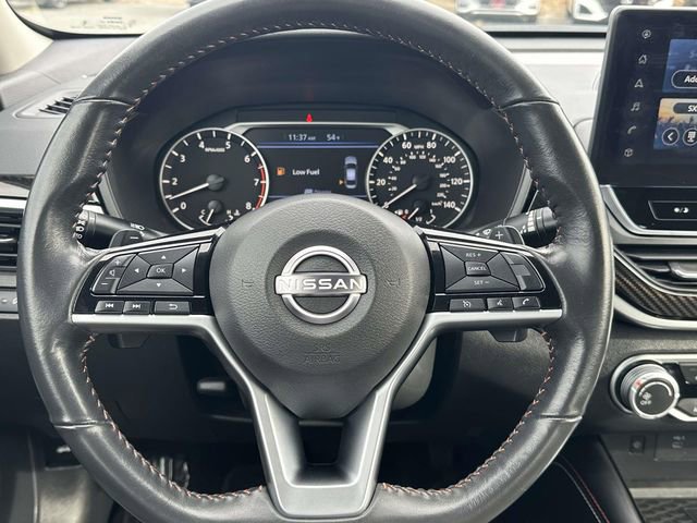Used 2023 Nissan Altima 2.5 SR w/ SR Premium Package image 23