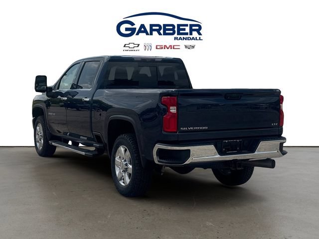 Used 2020 Chevrolet Silverado 2500 LTZ w/ LTZ Premium Package AWD/4WD image 3