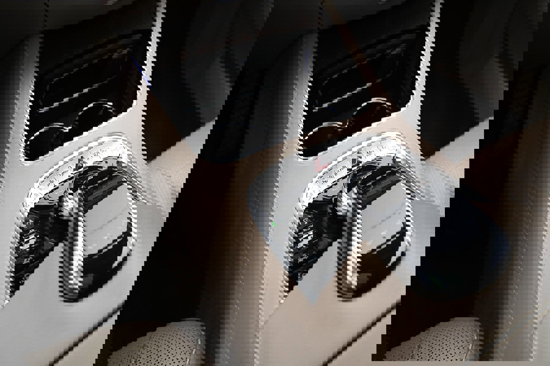 Used 2019 Mercedes-Benz S 560 Sedan image 31