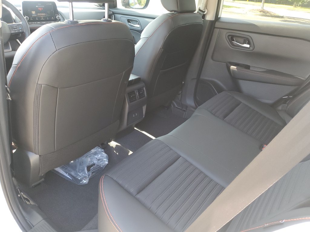 New 2026 Nissan Rogue SV AWD/4WD image 14