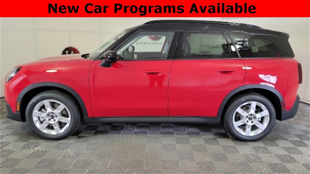 Used 2025 MINI Cooper Countryman S w/ Comfort Package Max image 6