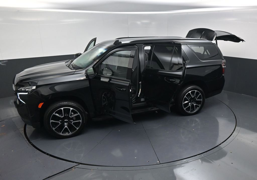Used 2024 Chevrolet Tahoe RST w/ Luxury Package image 28