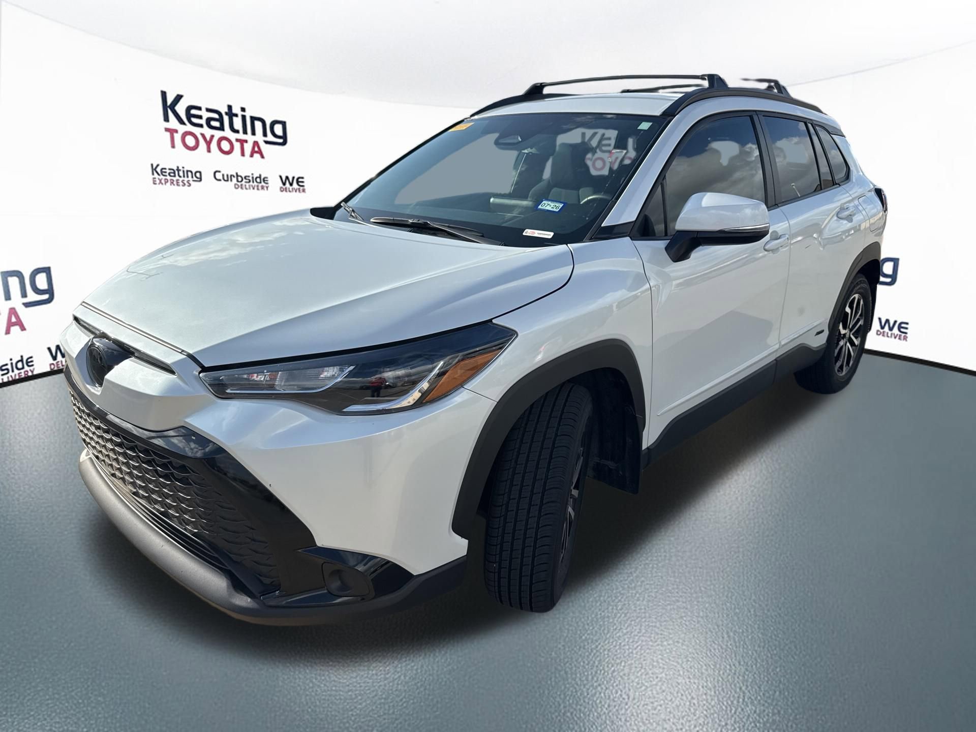 Certified 2024 Toyota Corolla Cross SE image 3