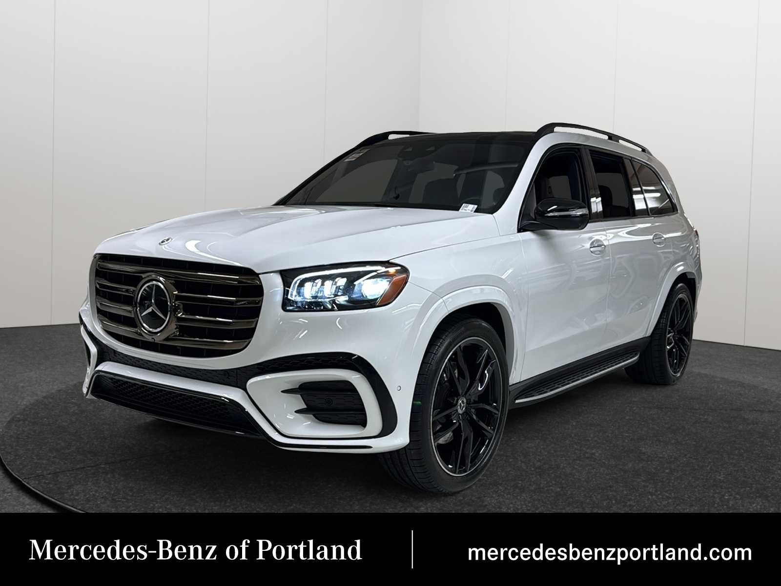 Used 2024 Mercedes-Benz GLS 580 4MATIC image 1