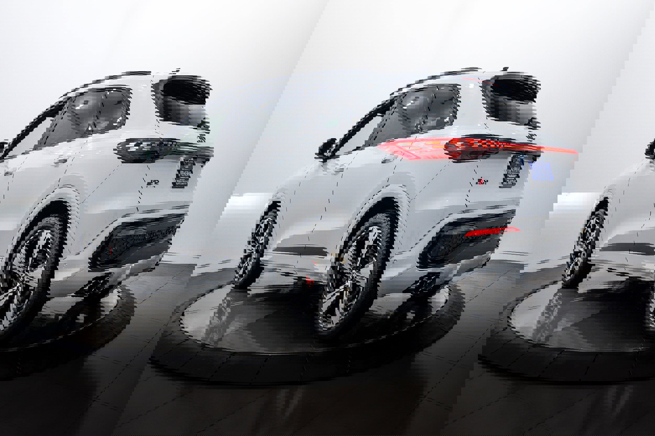 New 2025 Audi SQ5 Premium Plus image 5