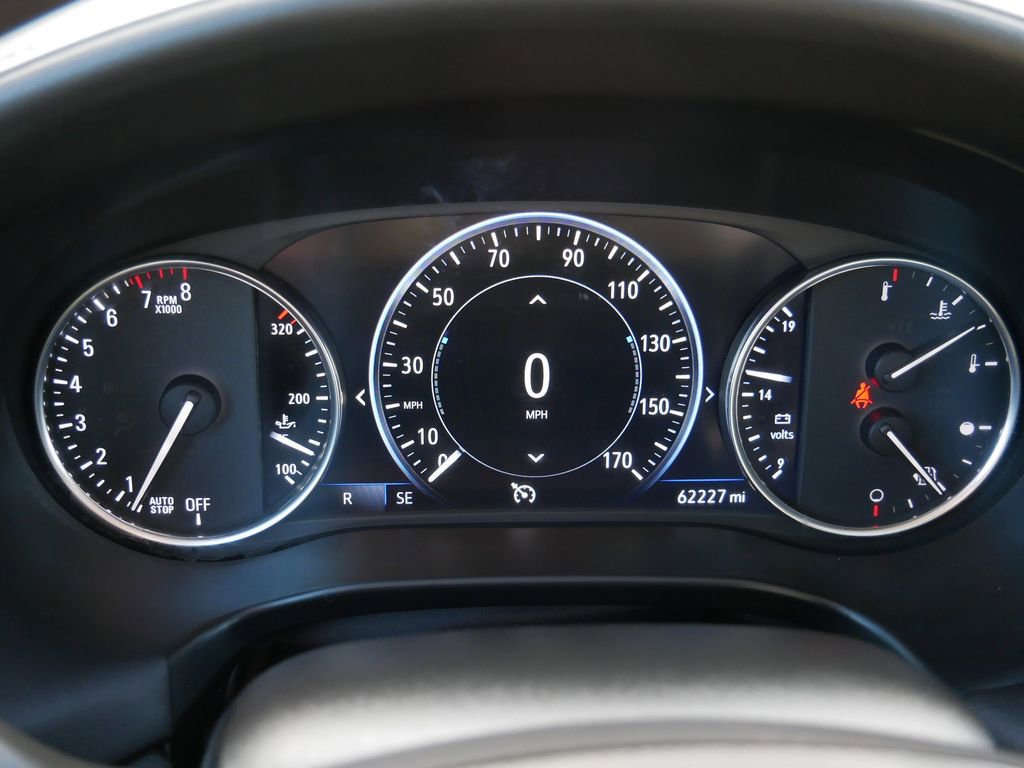 Used 2022 Buick Enclave Avenir w/ Avenir Technology Package AWD/4WD image 35