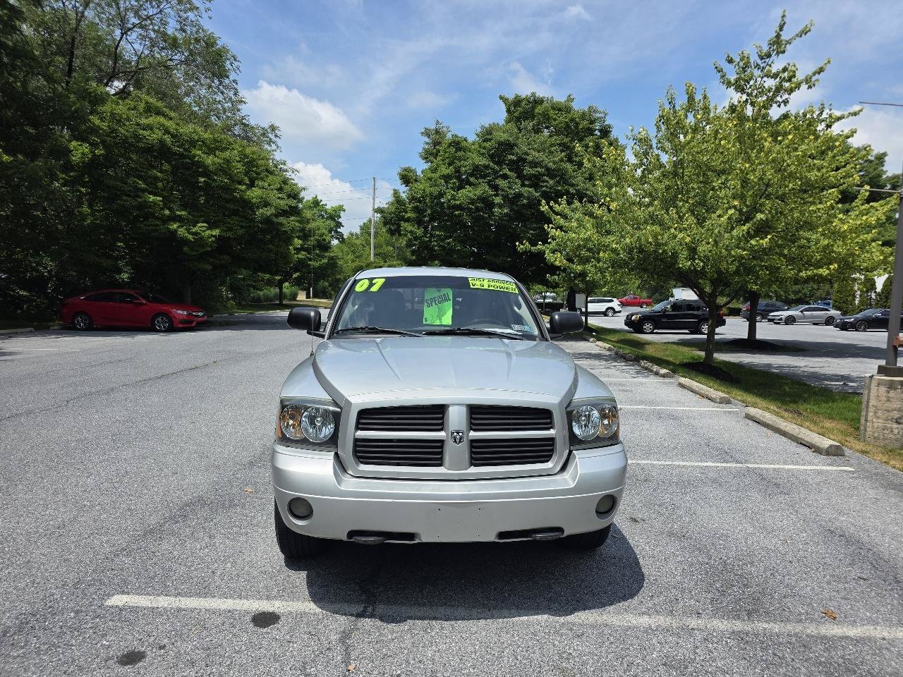 Used 2007 Dodge Dakota SLT w/ Sport Appearance Group AWD/4WD image 9
