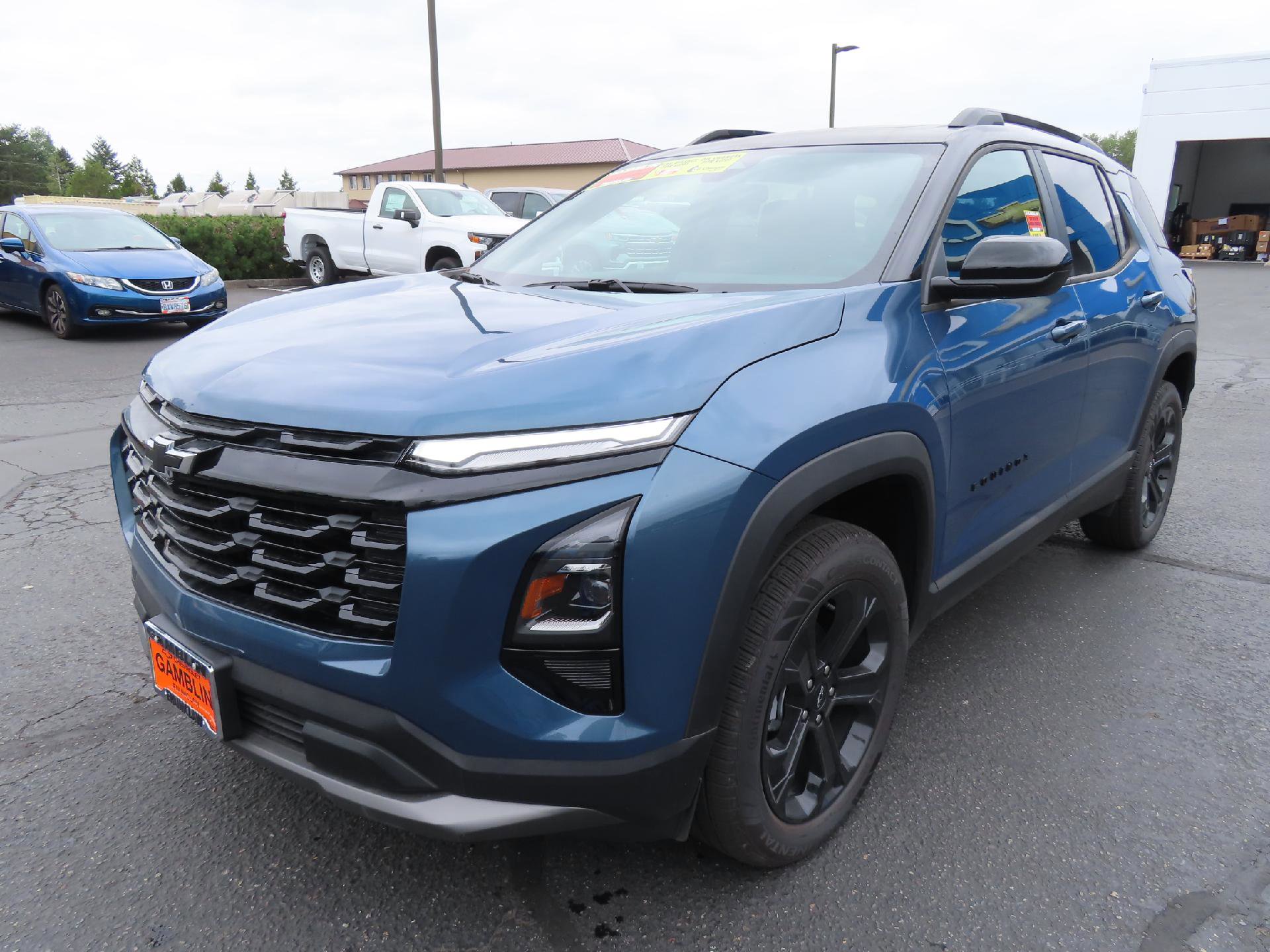 New 2025 Chevrolet Equinox LT w/ Convenience Package II image 3