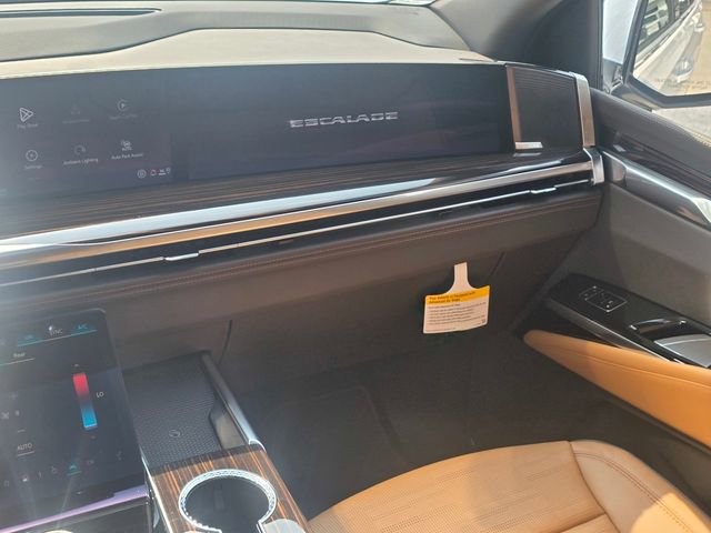 New 2026 Cadillac Escalade Luxury w/ Touring Package AWD/4WD image 20