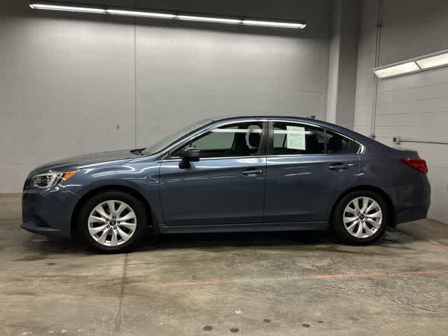 Used 2017 Subaru Legacy 2.5i Premium AWD/4WD image 2