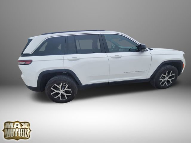 Used 2024 Jeep Grand Cherokee Limited image 10