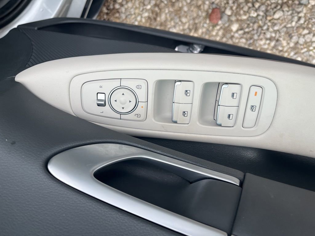 Used 2024 Hyundai Sonata SEL image 13