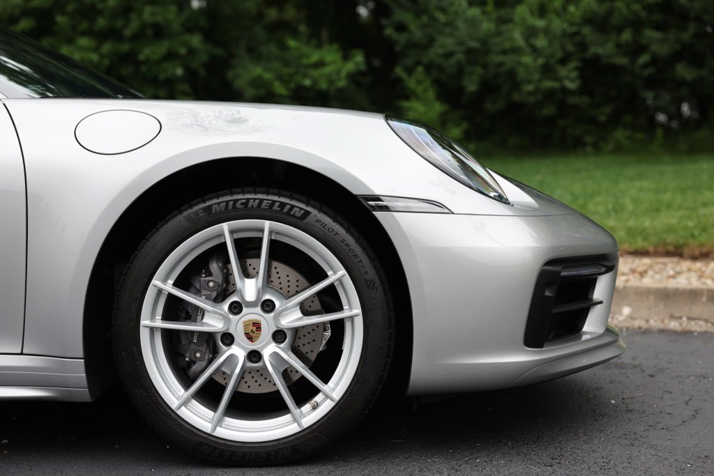 Used 2024 Porsche 911 Carrera w/ Premium Package image 8