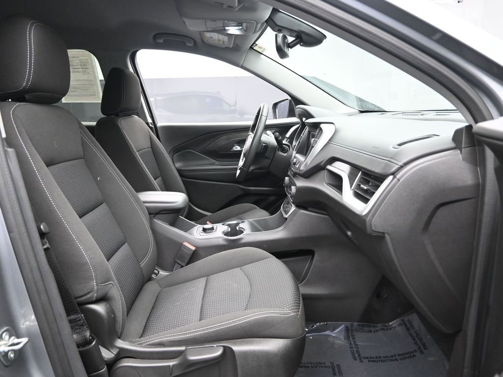 Used 2024 GMC Terrain SLE image 34