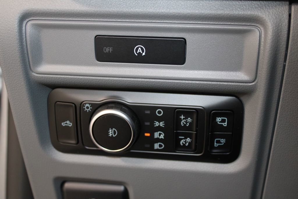 New 2025 Ford F150 XLT w/ Equipment Group 302A MID image 40