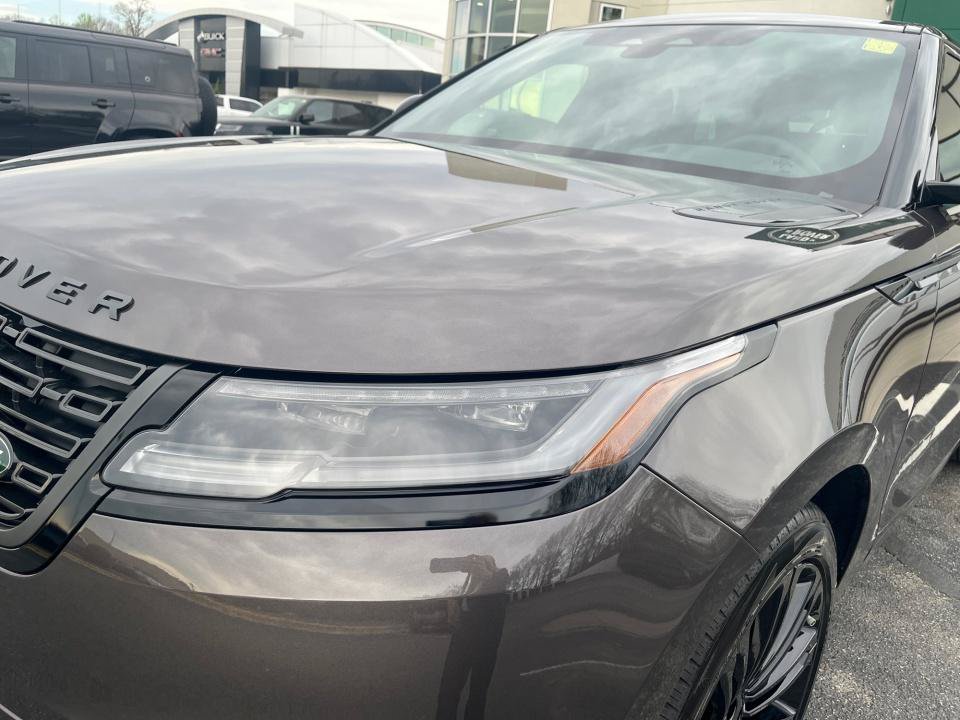 New 2026 Land Rover Range Rover Velar Dynamic SE AWD/4WD image 25