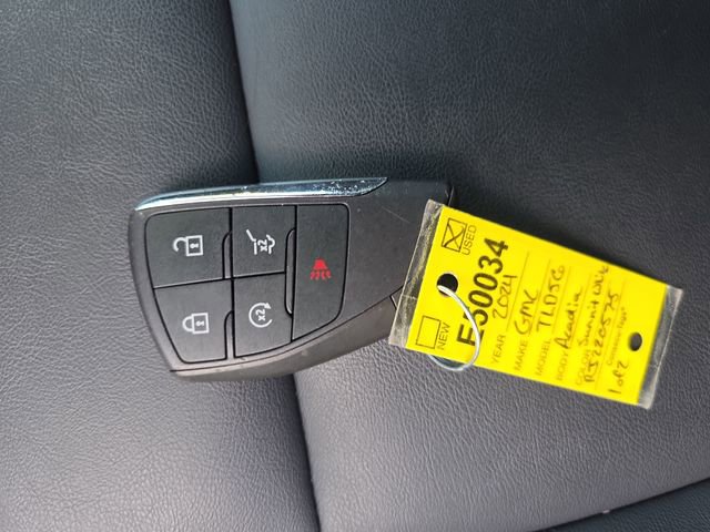 Used 2024 GMC Acadia Elevation image 28