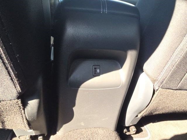Used 2025 Nissan Sentra SV FWD image 35
