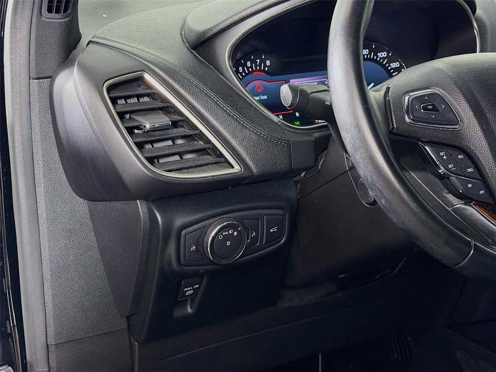 Used 2018 Lincoln MKX Select w/ Select Plus Package image 10