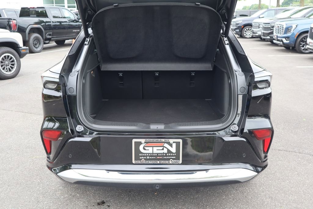 Certified 2026 Buick Envista Avenir FWD image 28