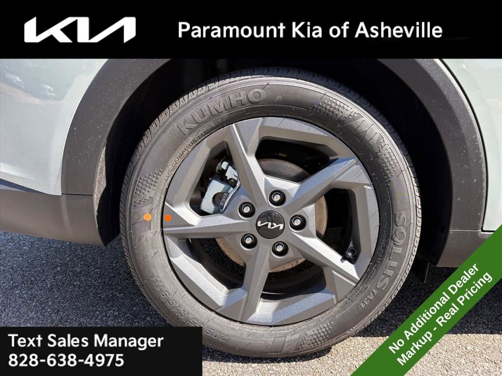 New 2026 Kia K4 FWD image 30