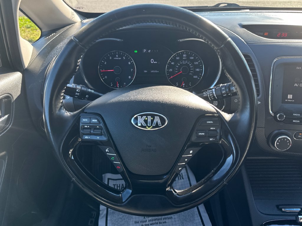 Used 2017 Kia Forte EX FWD image 32