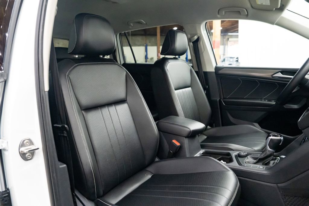 Used 2024 Volkswagen Tiguan SE image 26