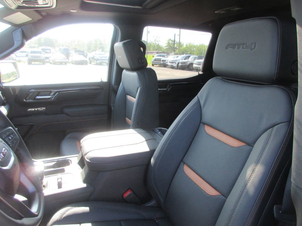 New 2026 GMC Sierra 1500 AT4 w/ AT4 Premium Package AWD/4WD image 16