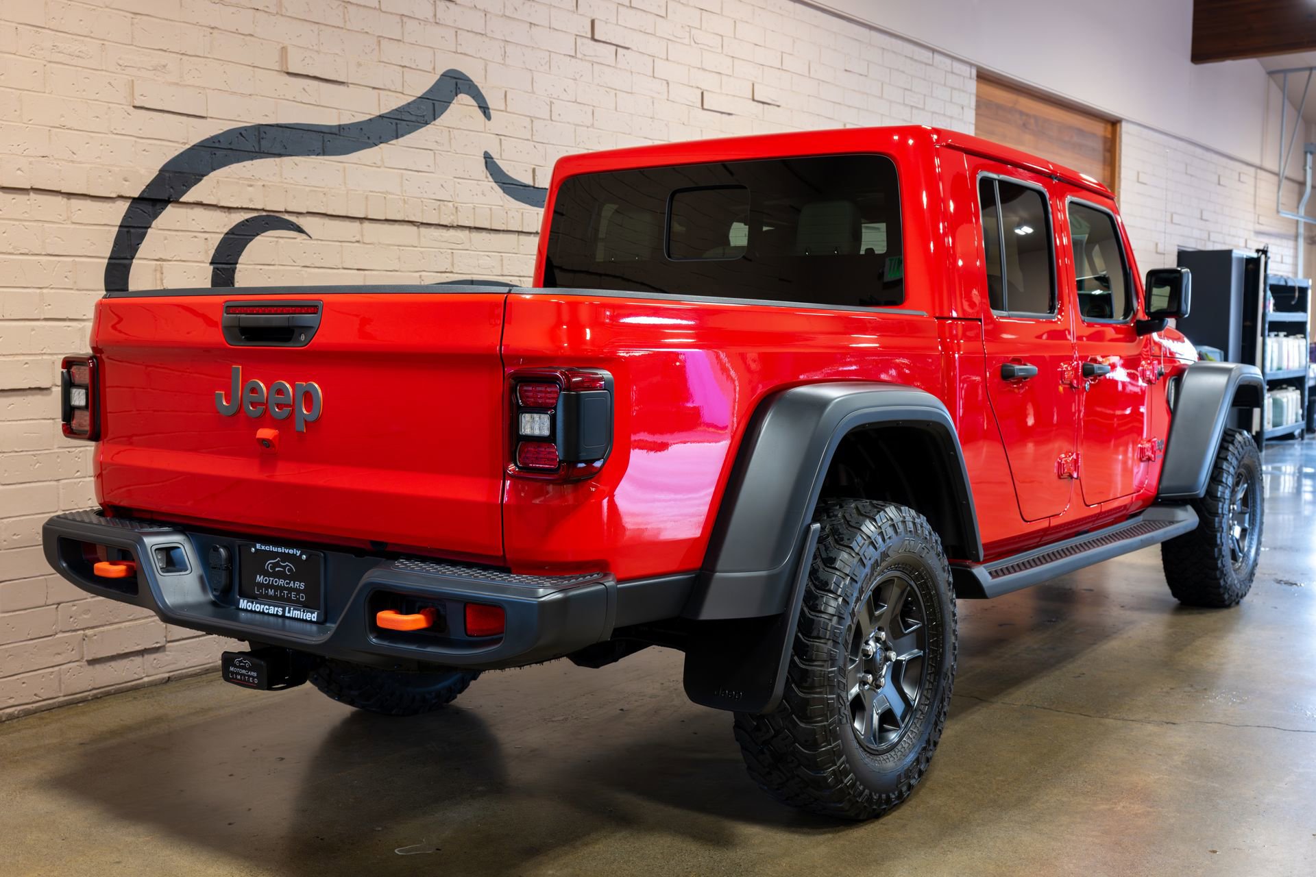 Used 2021 Jeep Gladiator Mojave w/ Uconnect 4C Nav & Sound Group image 5