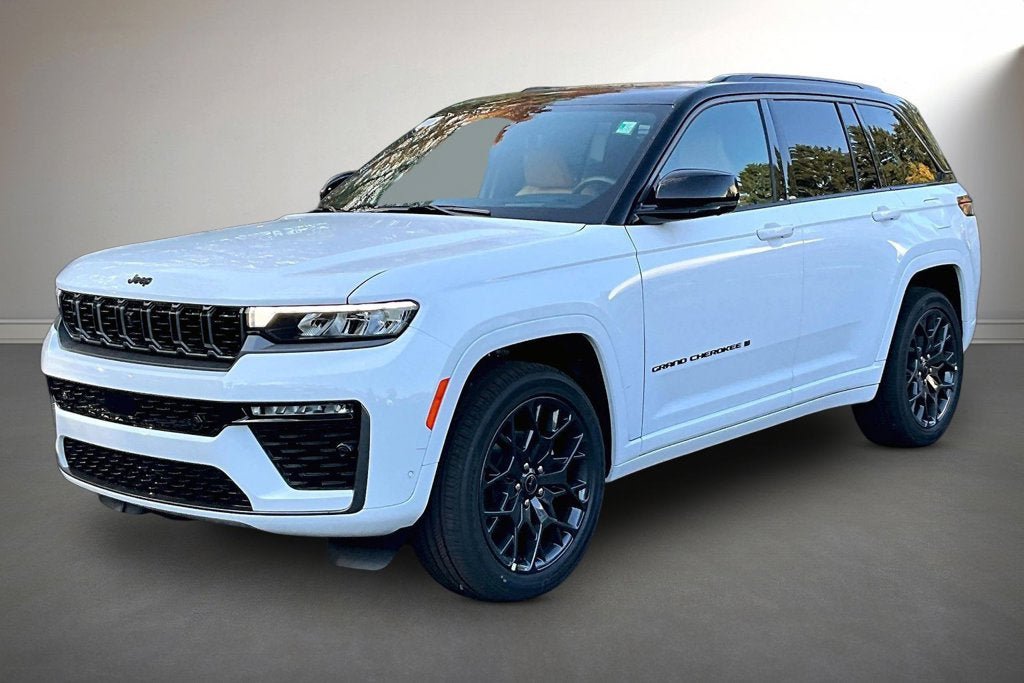 New 2027 Jeep Grand Cherokee Summit AWD/4WD image 2