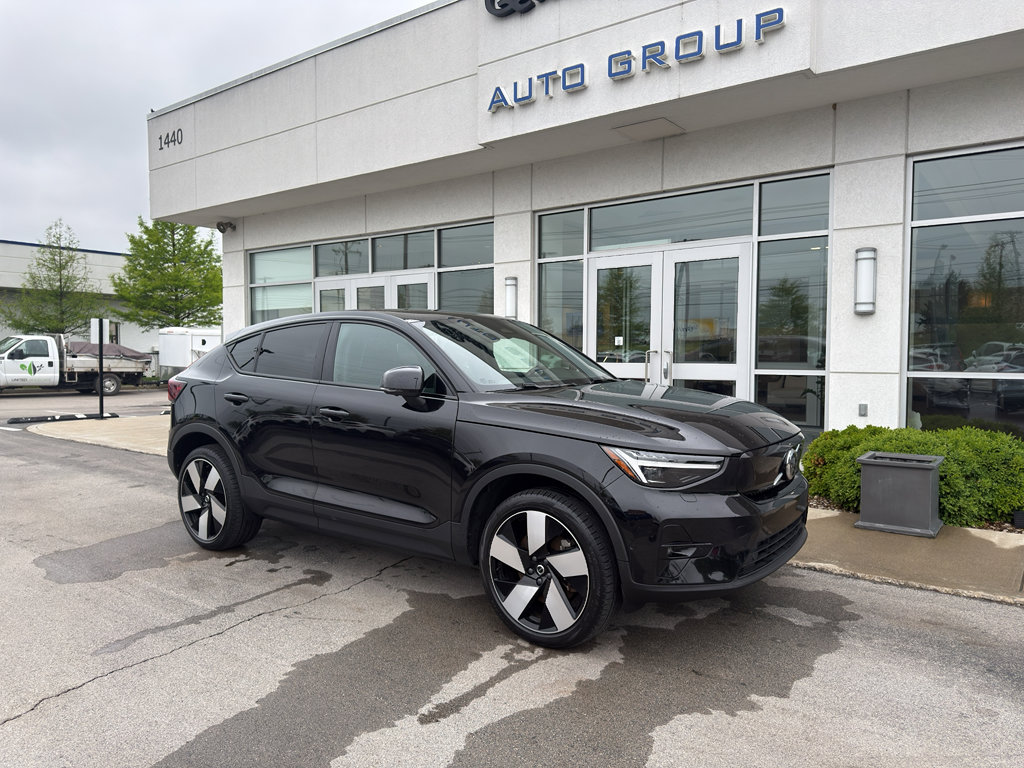 Used 2023 Volvo C40 P8 Recharge Ultimate w/ Protection Package Premier AWD/4WD image 1