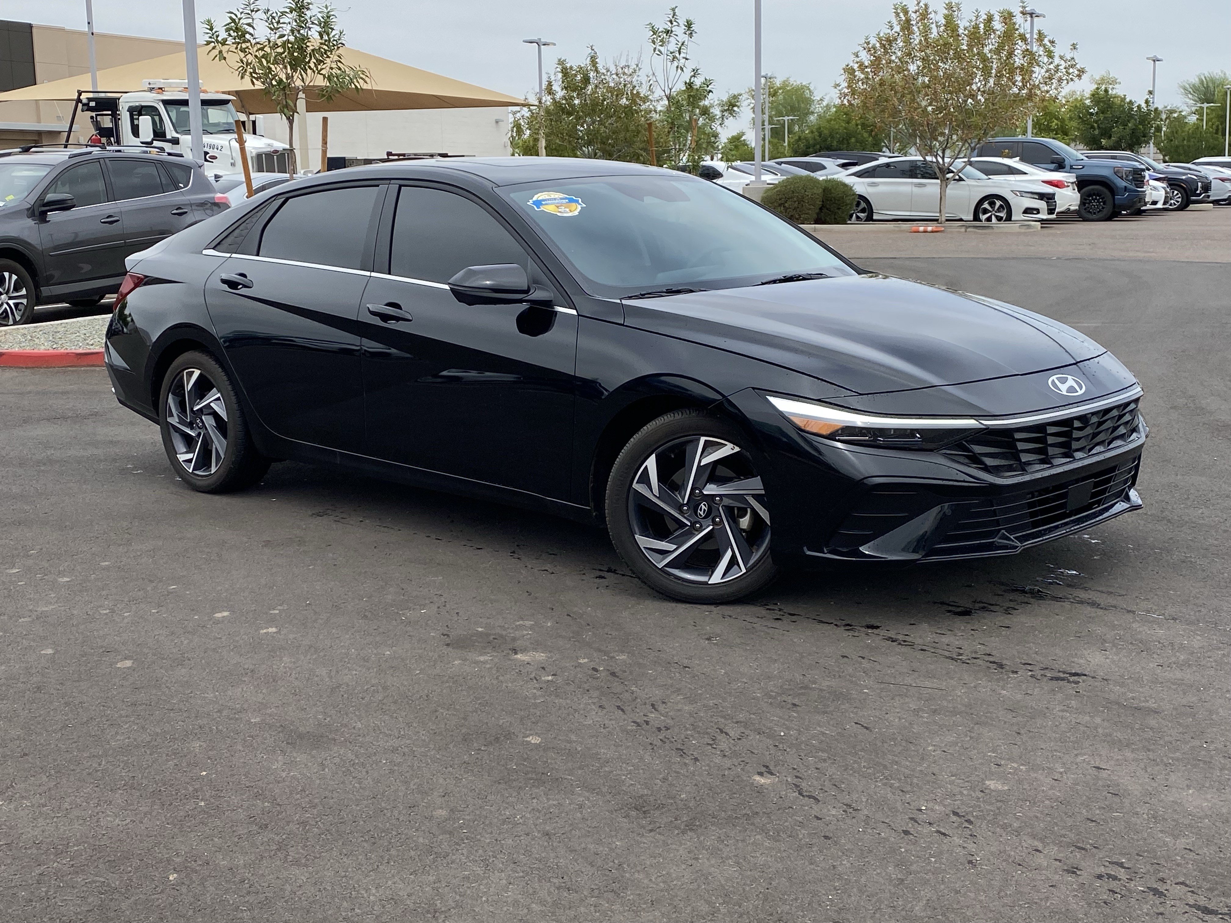 Certified 2024 Hyundai Elantra Limited FWD image 33